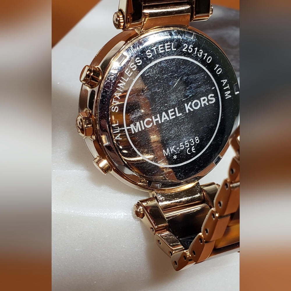 Michael Kors fashion watch, rose gold/ Tortoise Acetate. - Picture 9 of 11